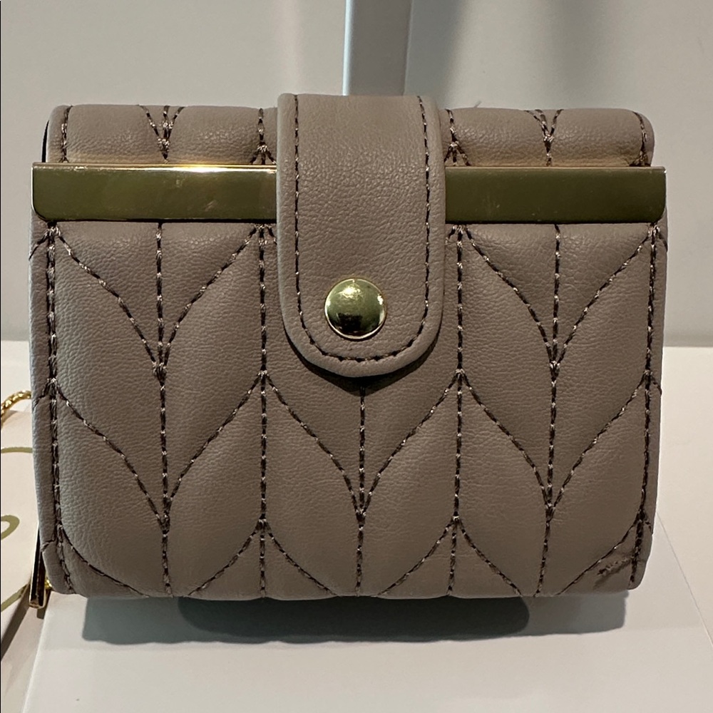 NWT IMO Compact Trifold Quilted Diamond Wallet W/CC, ID, Bills and Coin Slots.